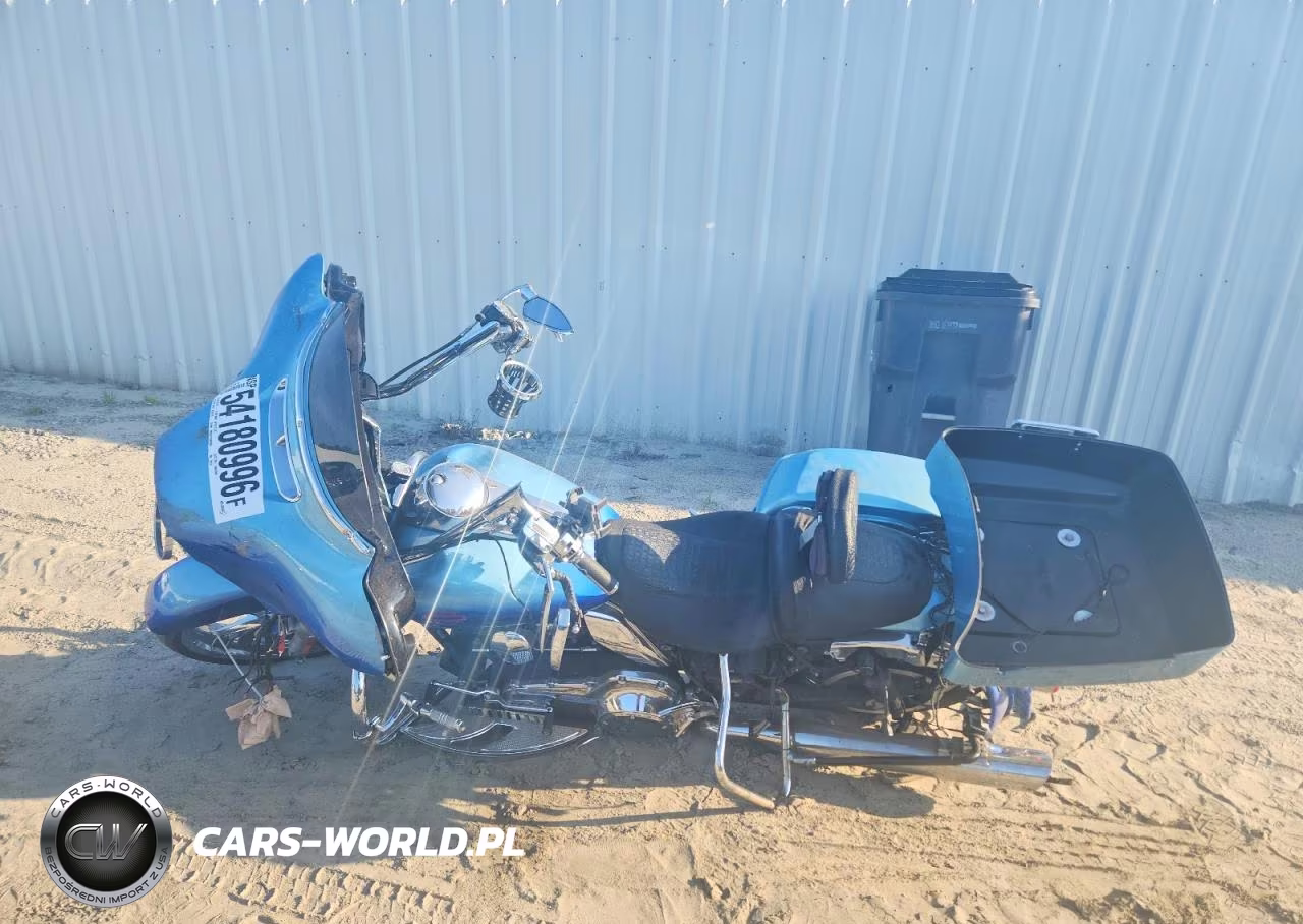 2015 Harley-Davidson Flhxs Street Glide Special VIN:1HD1KRM13FB702718 - 3
