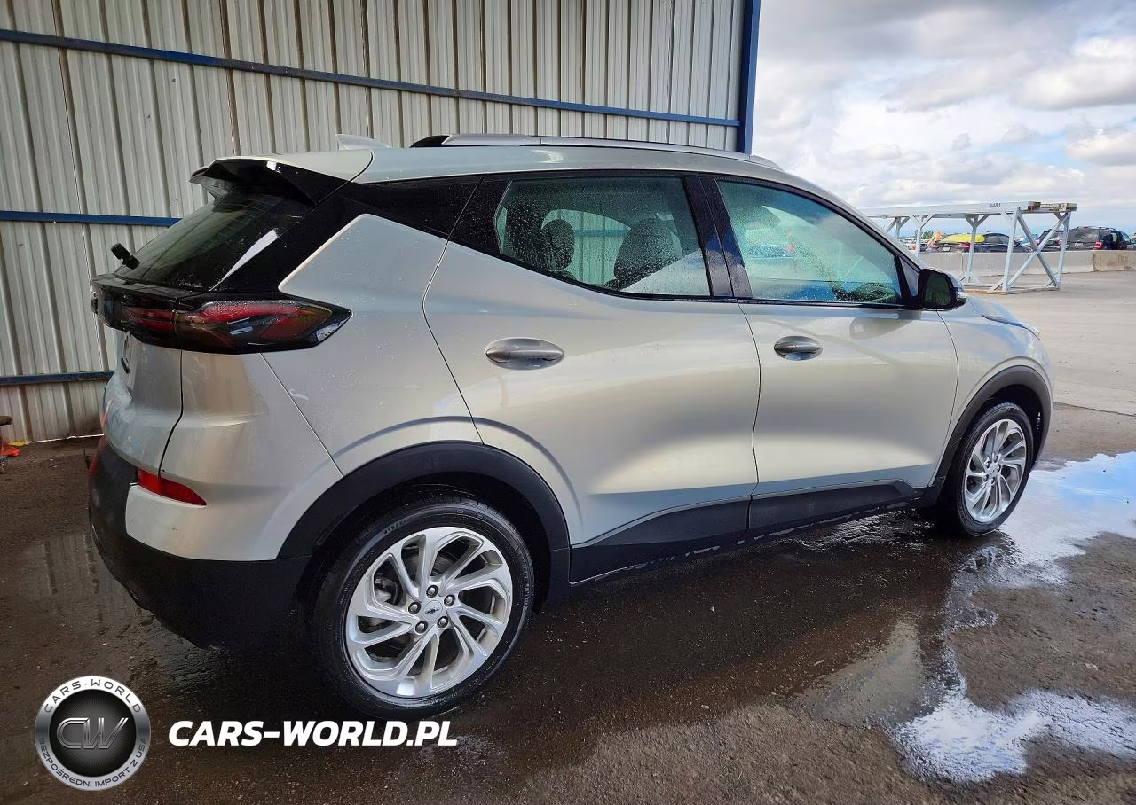 2023 Chevrolet Bolt Euv Lt VIN:1G1FY6S01P4180961 - 3