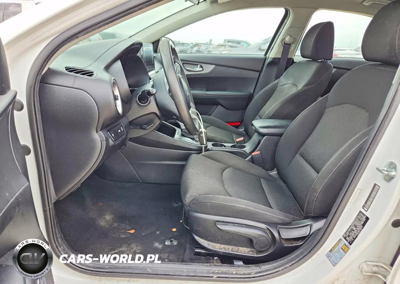 2021 Kia Forte Lxs VIN:3KPF24AD1ME334094 - 7