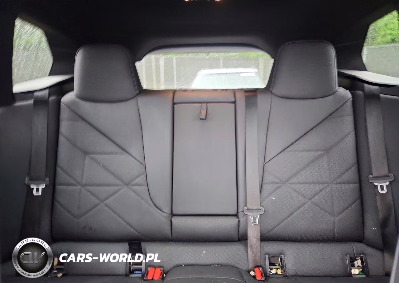 2024 BMW Ix xDrive50 VIN:WB523CF04RCN30486 - 10
