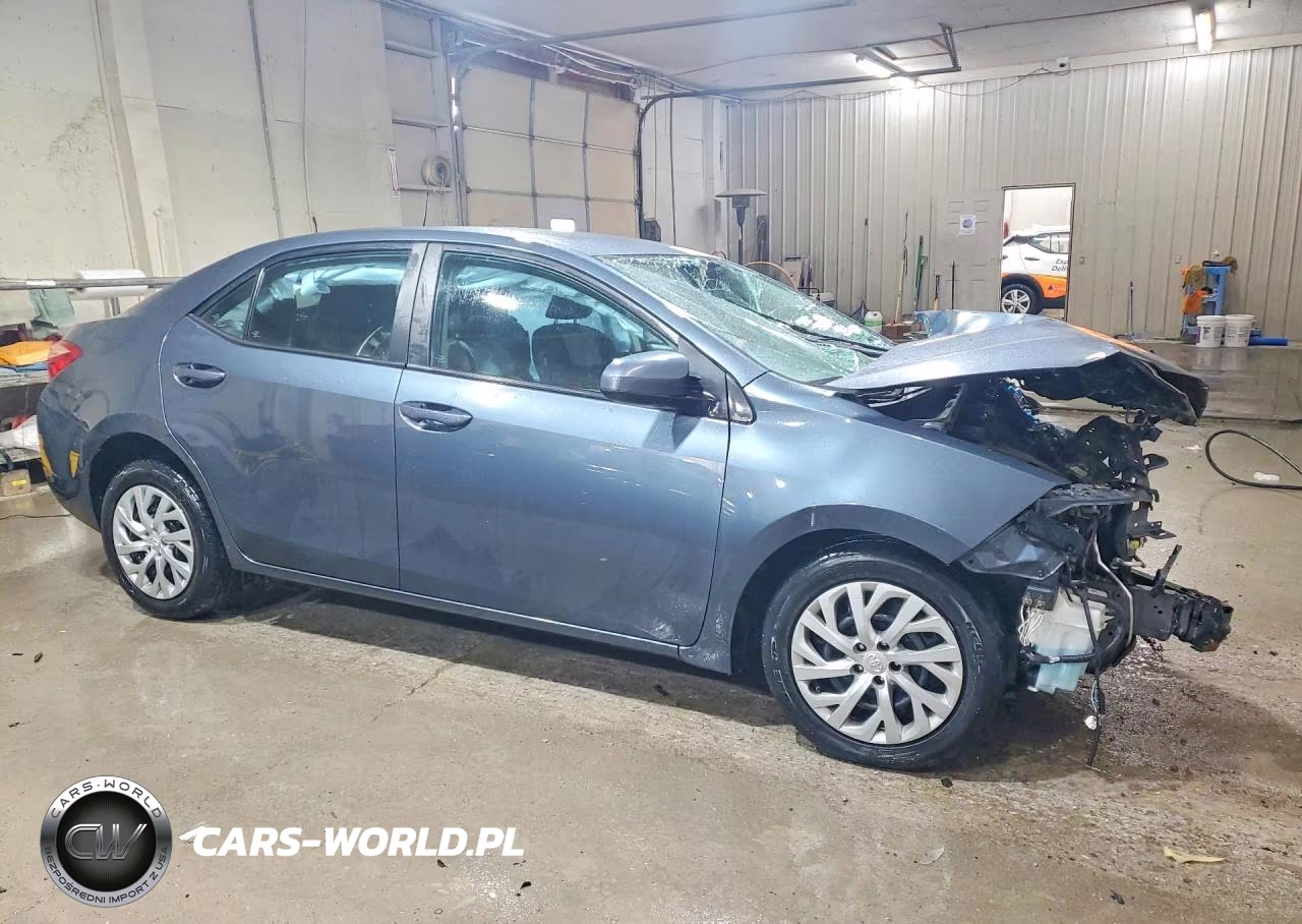 2019 Toyota Corolla Le VIN:2T1BURHE1KC139824 - 4
