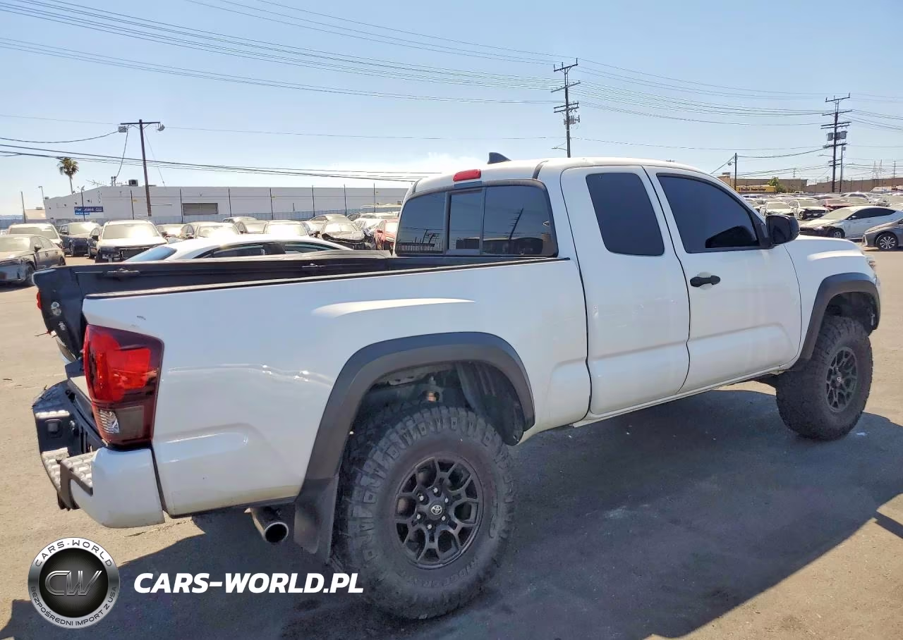 2019 Toyota Tacoma Sr V6 VIN:5TFSZ5AN5KX174162 - 3