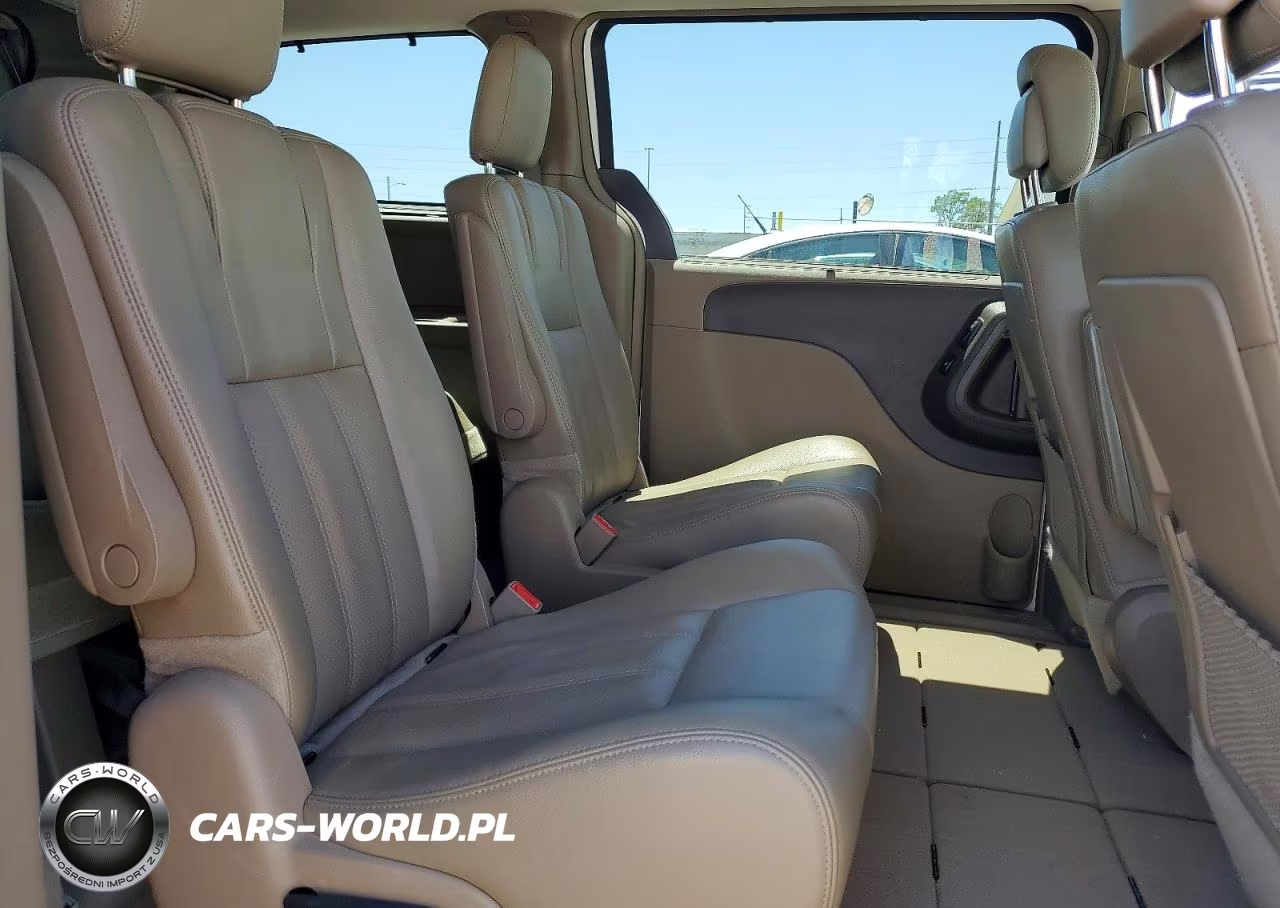 2014 Chrysler Town & Country Touring L VIN:2C4RC1CG5ER474472 - 11