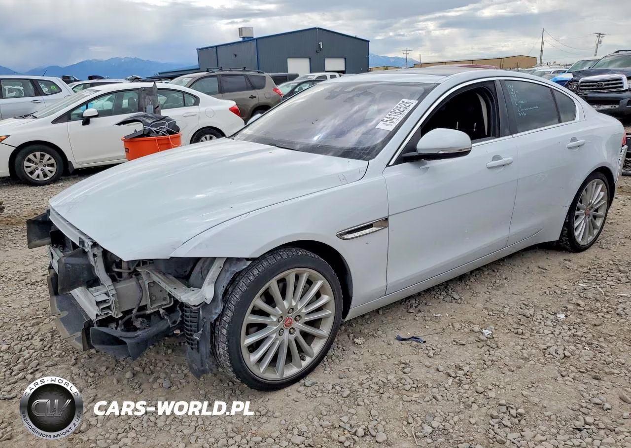 2017 Jaguar Xe First Edition
