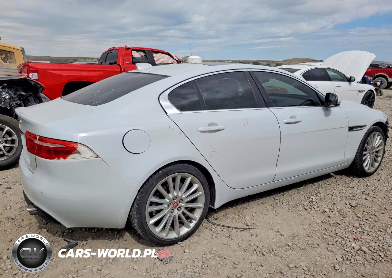 2017 Jaguar Xe First Edition VIN:SAJAN4BV8HA946649 - 3