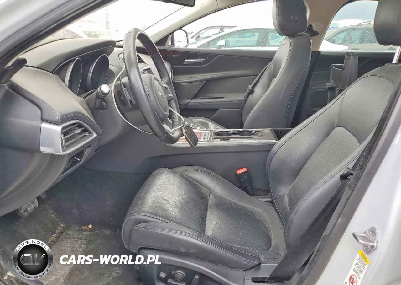 2017 Jaguar Xe First Edition VIN:SAJAN4BV8HA946649 - 7