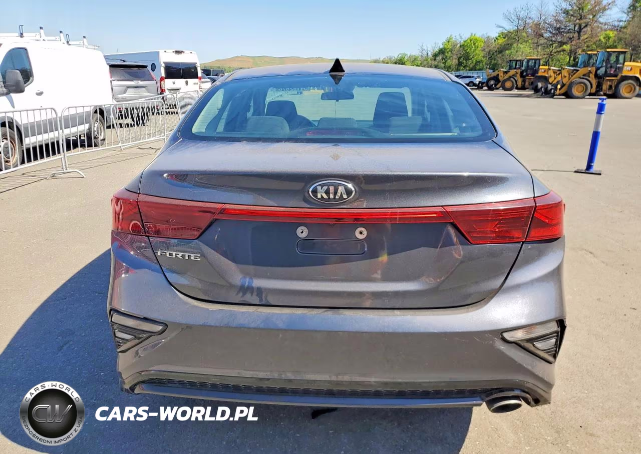 2021 Kia Forte Lxs VIN:3KPF24AD6ME269257 - 6