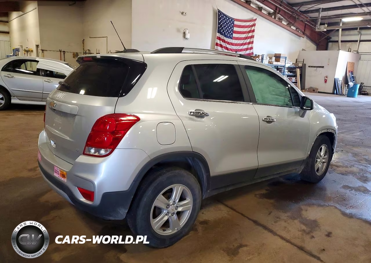 2018 Chevrolet Trax 1Lt VIN:KL7CJLSB5JB708385 - 3