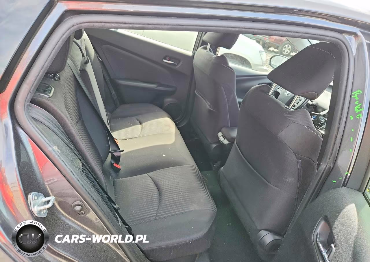 2020 Toyota Prius Prime Le VIN:JTDKARFP9L3131199 - 10