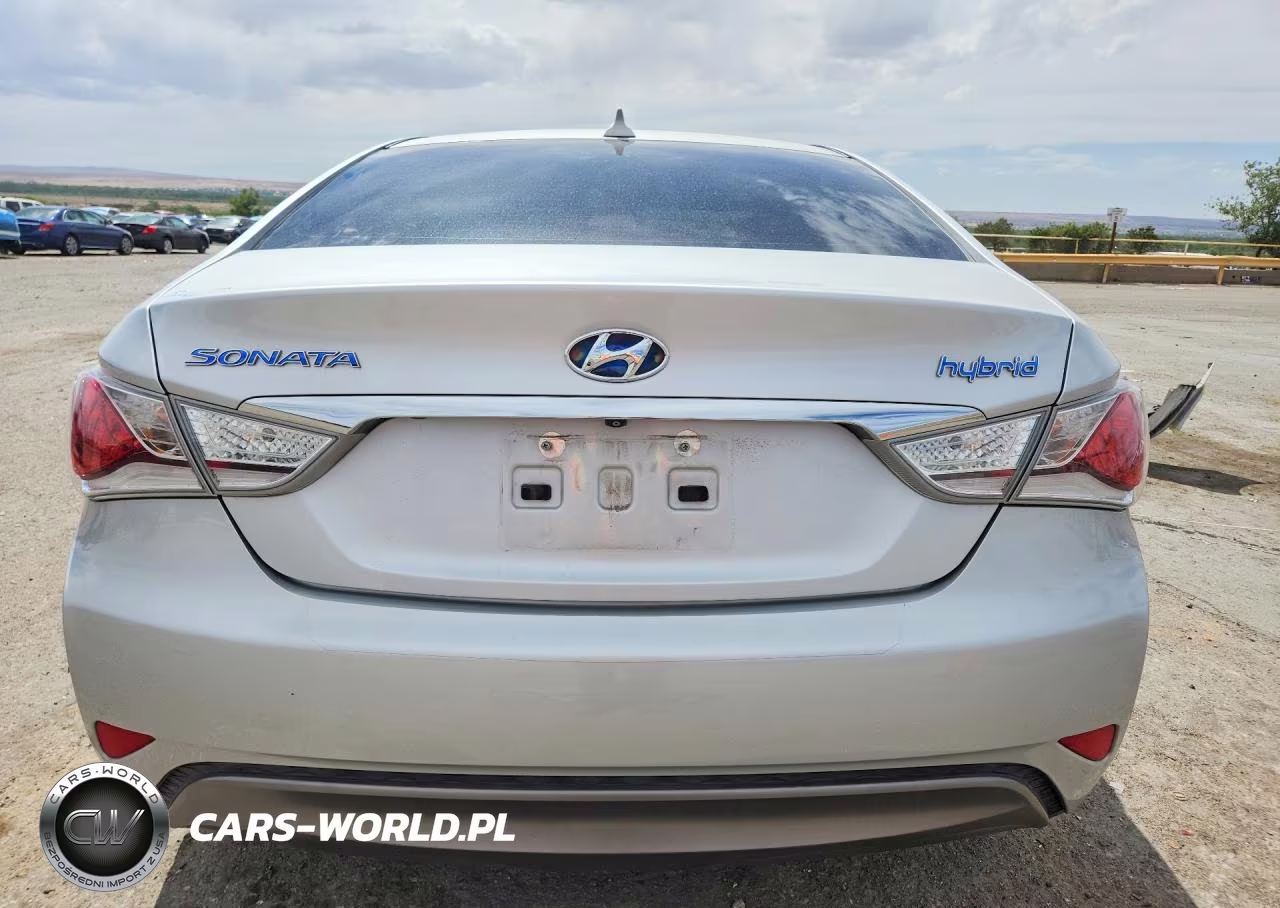 2015 Hyundai Sonata Hybrid Base VIN:KMHEC4A41FA139770 - 6