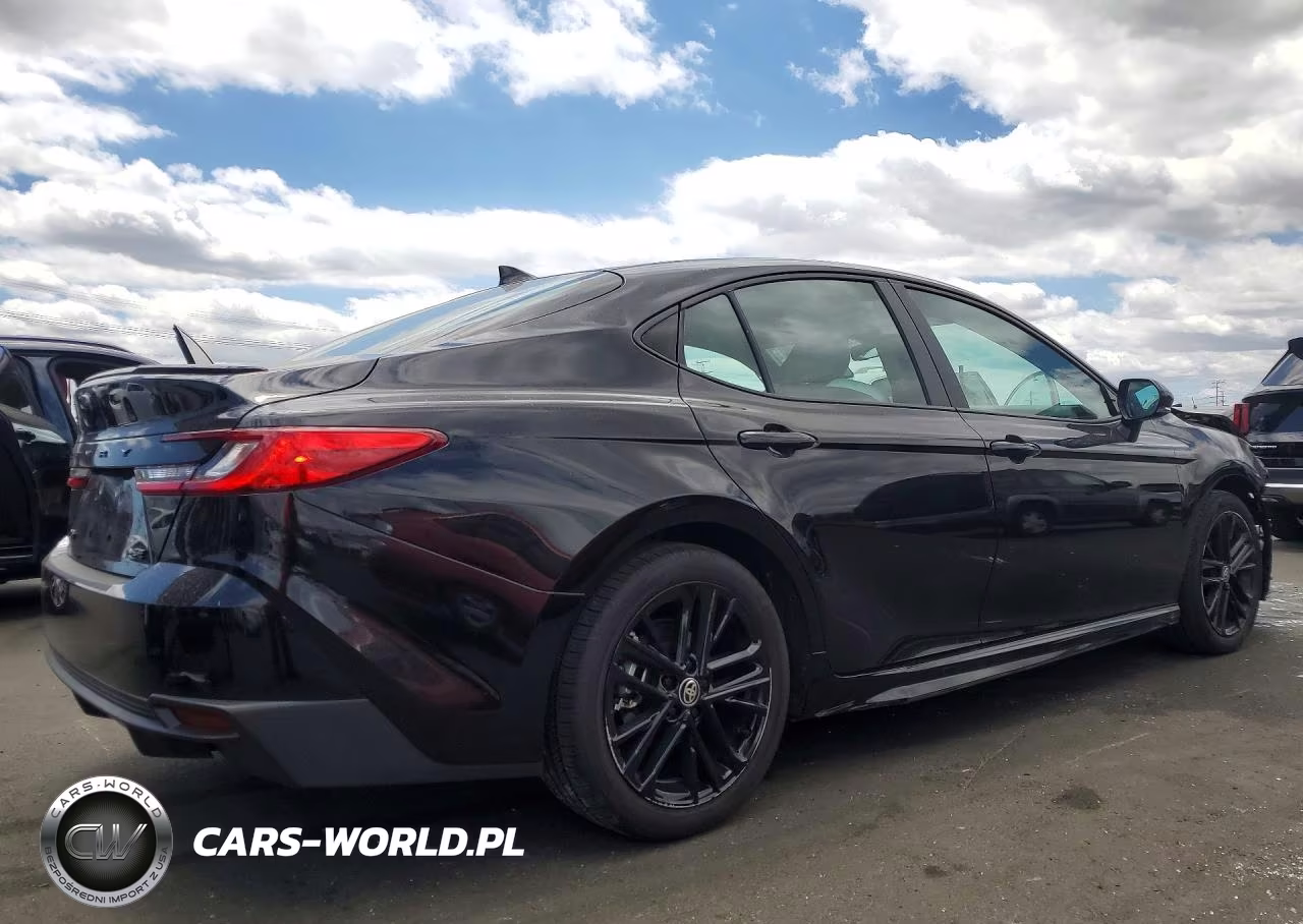 2025 Toyota Camry Se VIN:4T1DAACK7SU181736 - 3