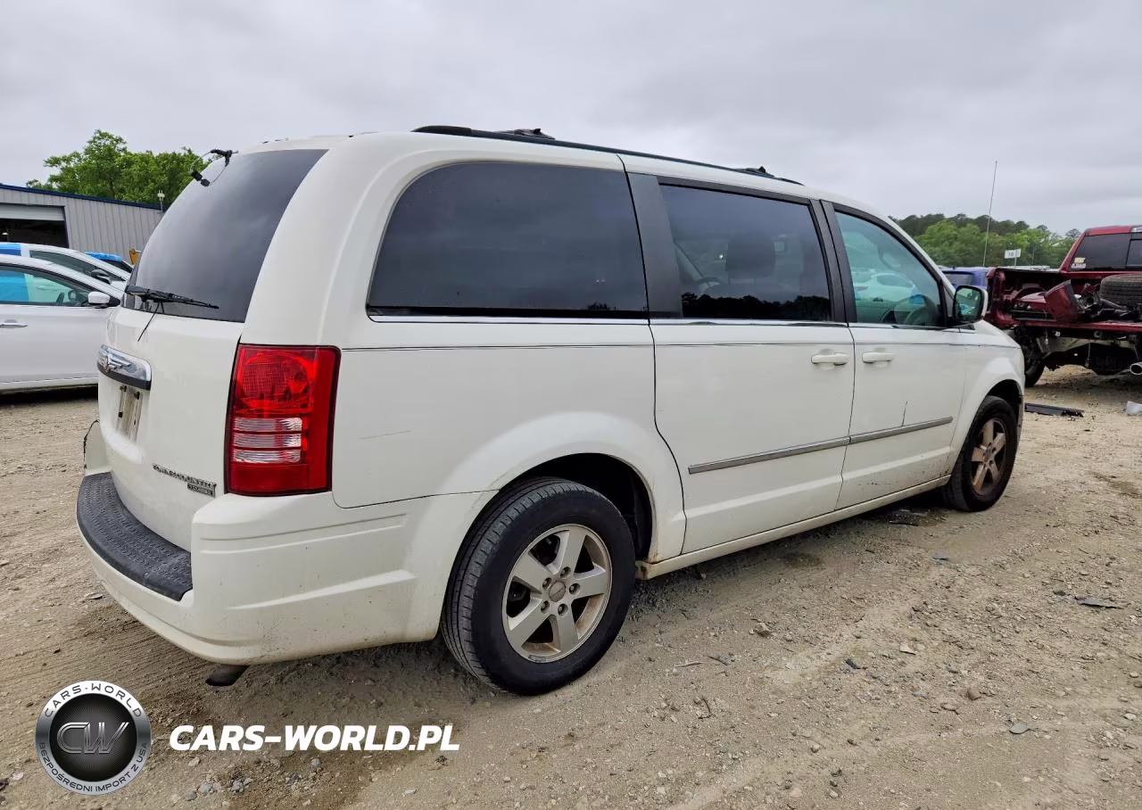 2010 Chrysler Town & Country Touring VIN:2A4RR5D14AR493227 - 3
