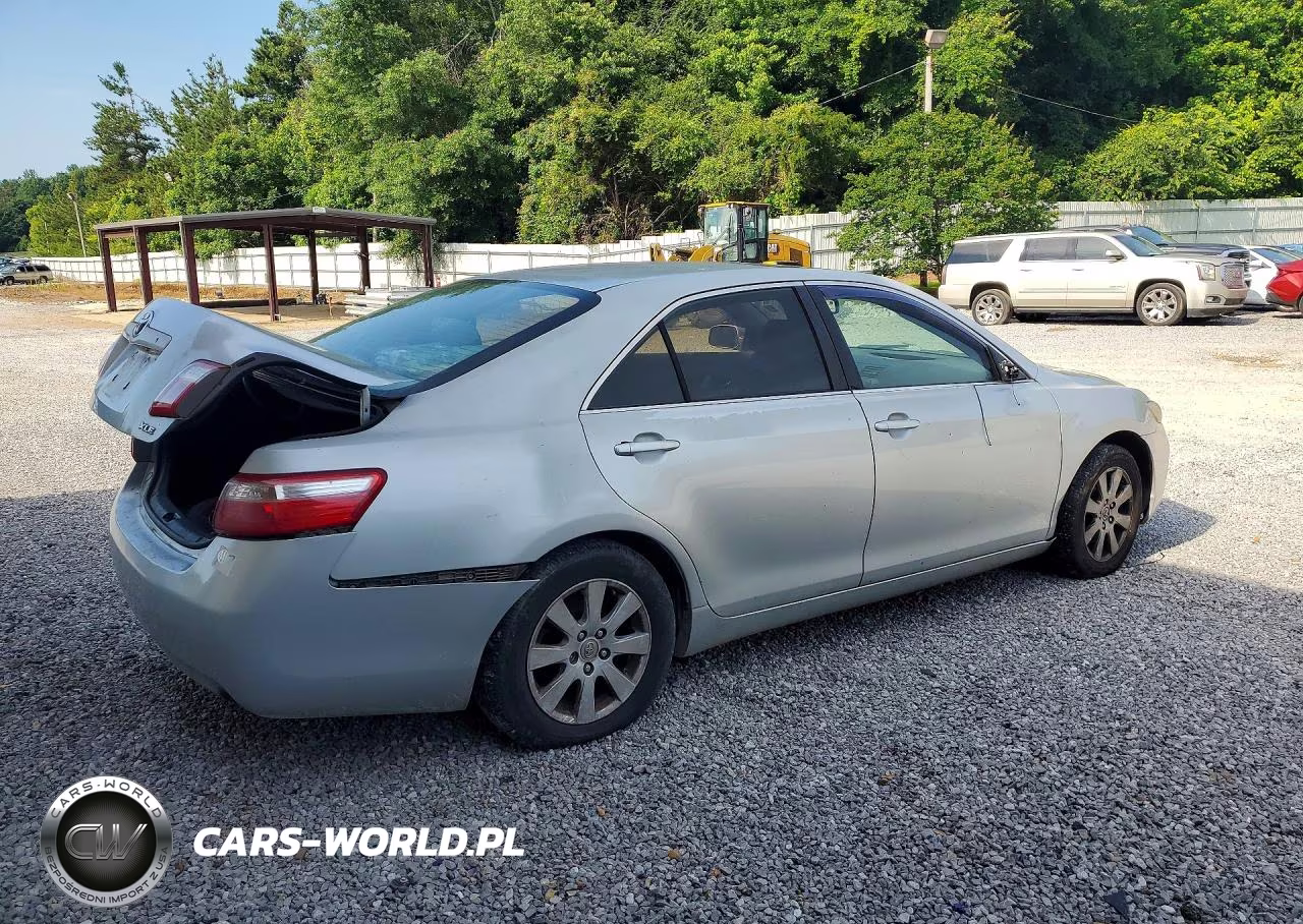 2008 Toyota Camry Le VIN:JTNBE46K173085719 - 3