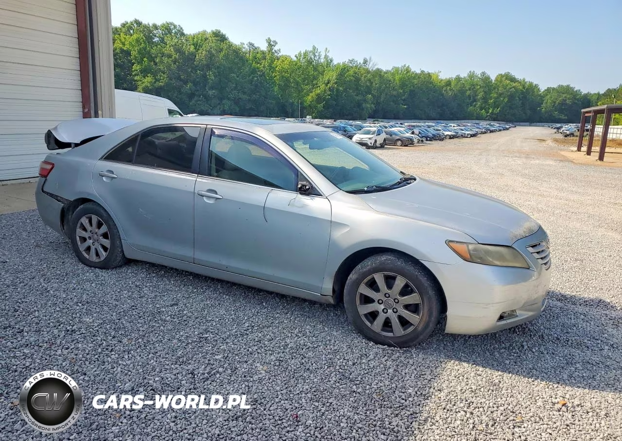 2008 Toyota Camry Le VIN:JTNBE46K173085719 - 4