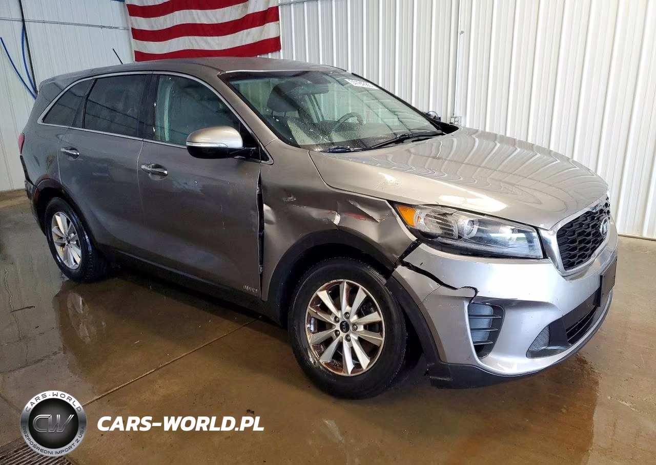 2019 Kia Sorento Lx V6 VIN:5XYPGDA51KG449194 - 4