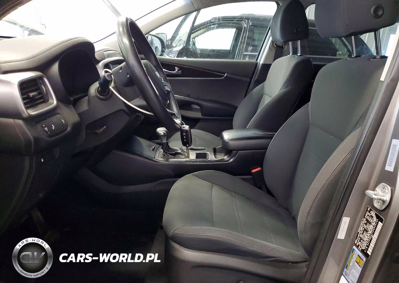 2019 Kia Sorento Lx V6 VIN:5XYPGDA51KG449194 - 7