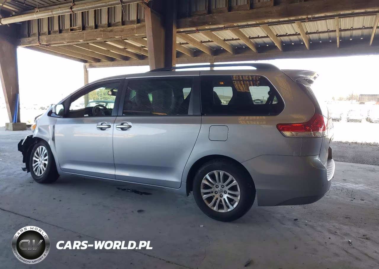 2011 Toyota Sienna Xle 8-Passenger VIN:5TDYK3DC5BS111727 - 2
