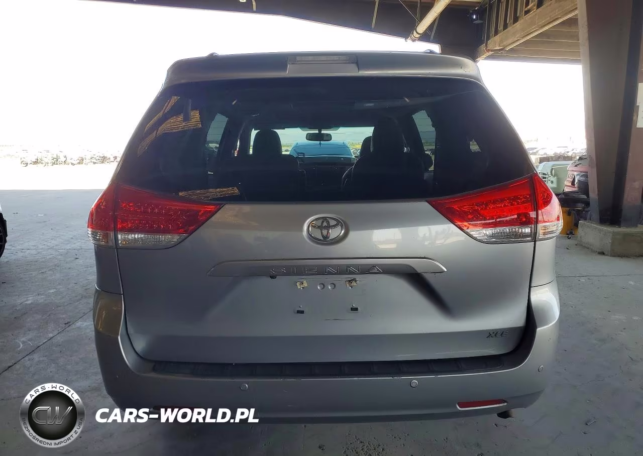 2011 Toyota Sienna Xle 8-Passenger VIN:5TDYK3DC5BS111727 - 6