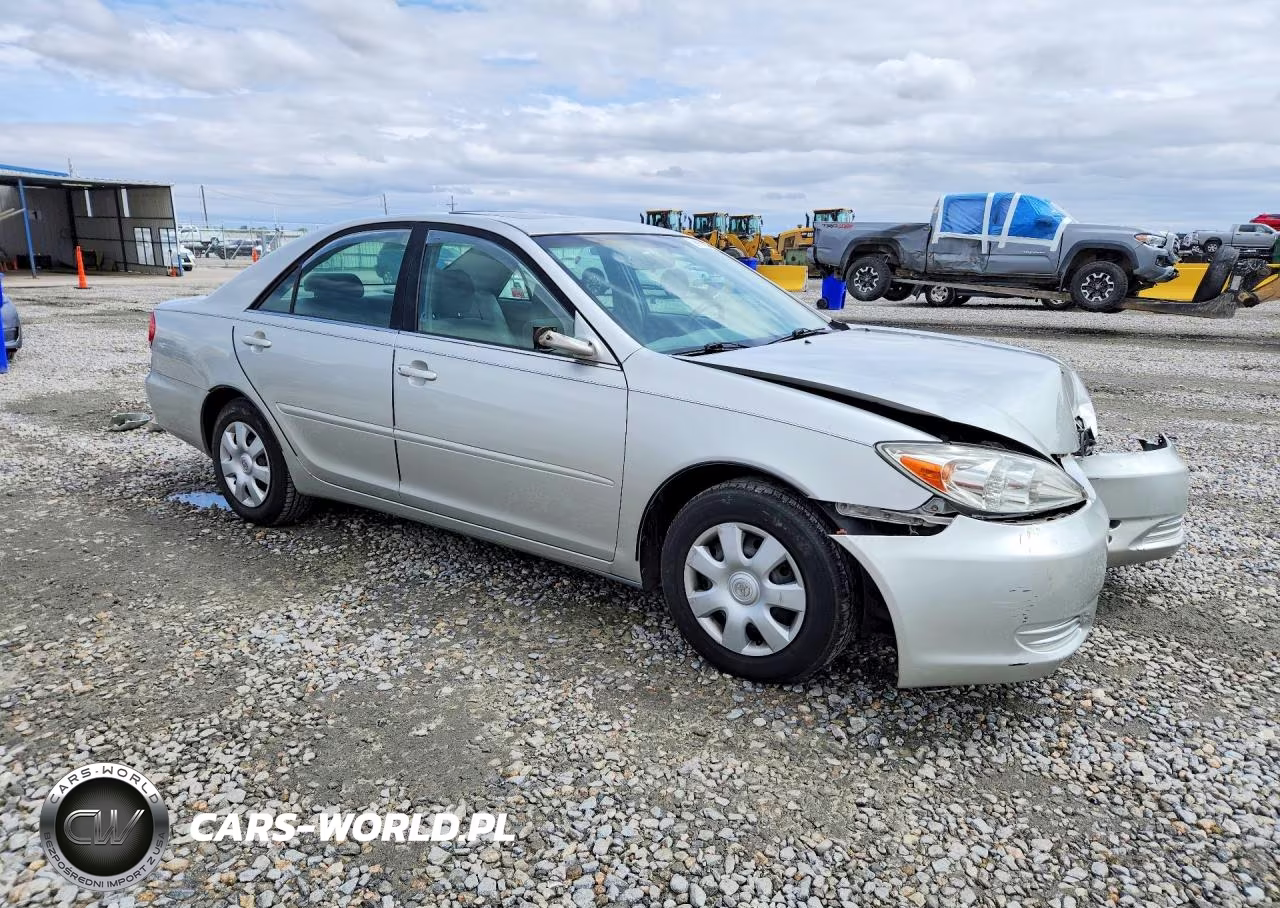 2003 Toyota Camry Le VIN:4T1BE32K33U736840 - 4