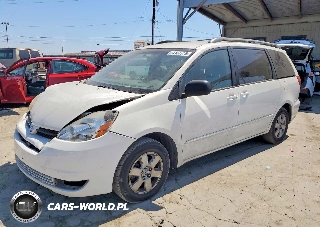 2004 Toyota Sienna Le 7 Passenger