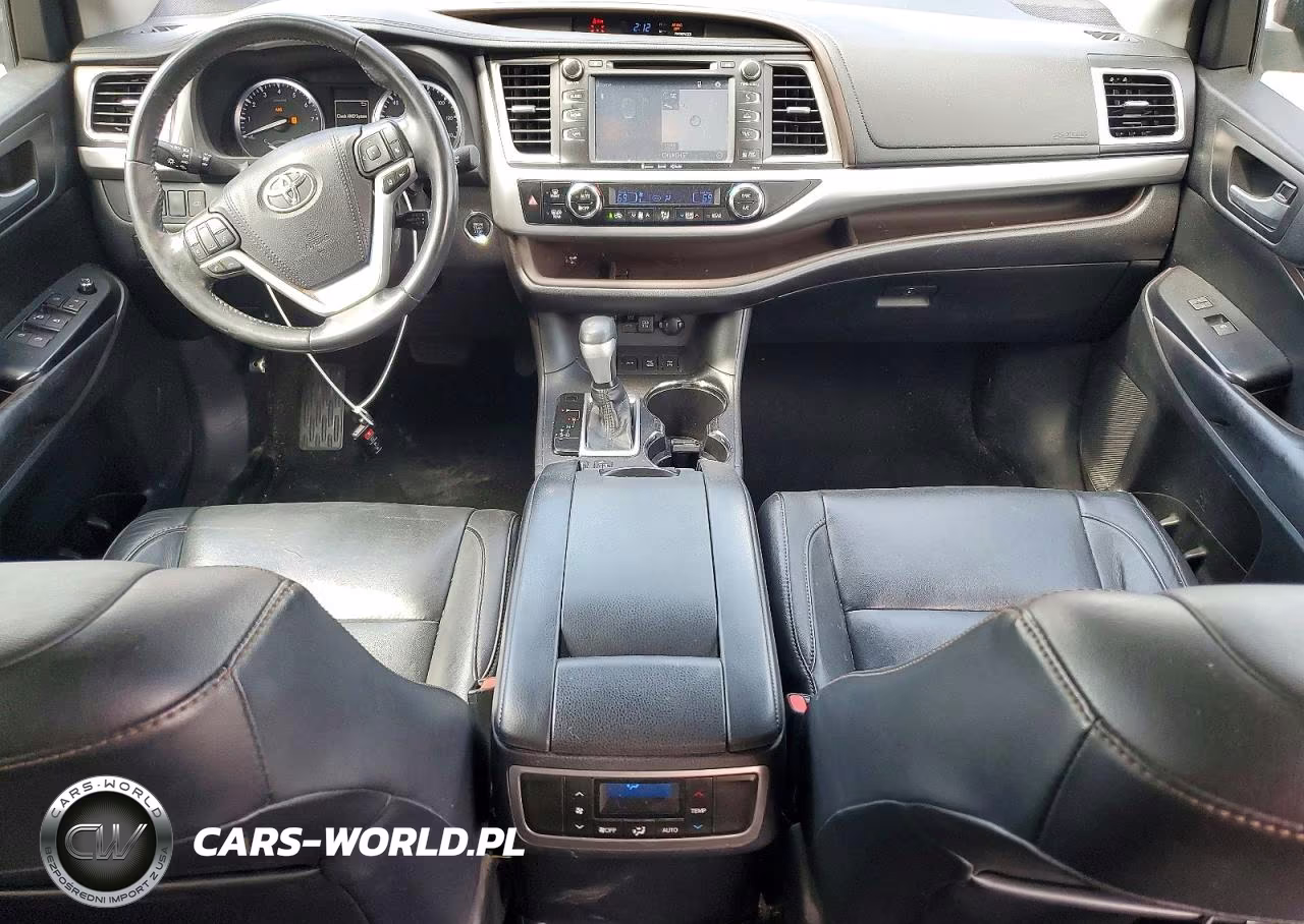 2017 Toyota Highlander Xle VIN:5TDJZRFH5HS452790 - 8