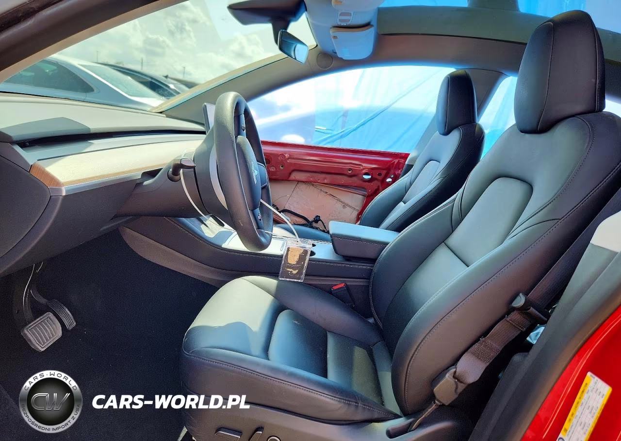 2023 Tesla Model Y VIN:7SAYGDEE8PA088690 - 7