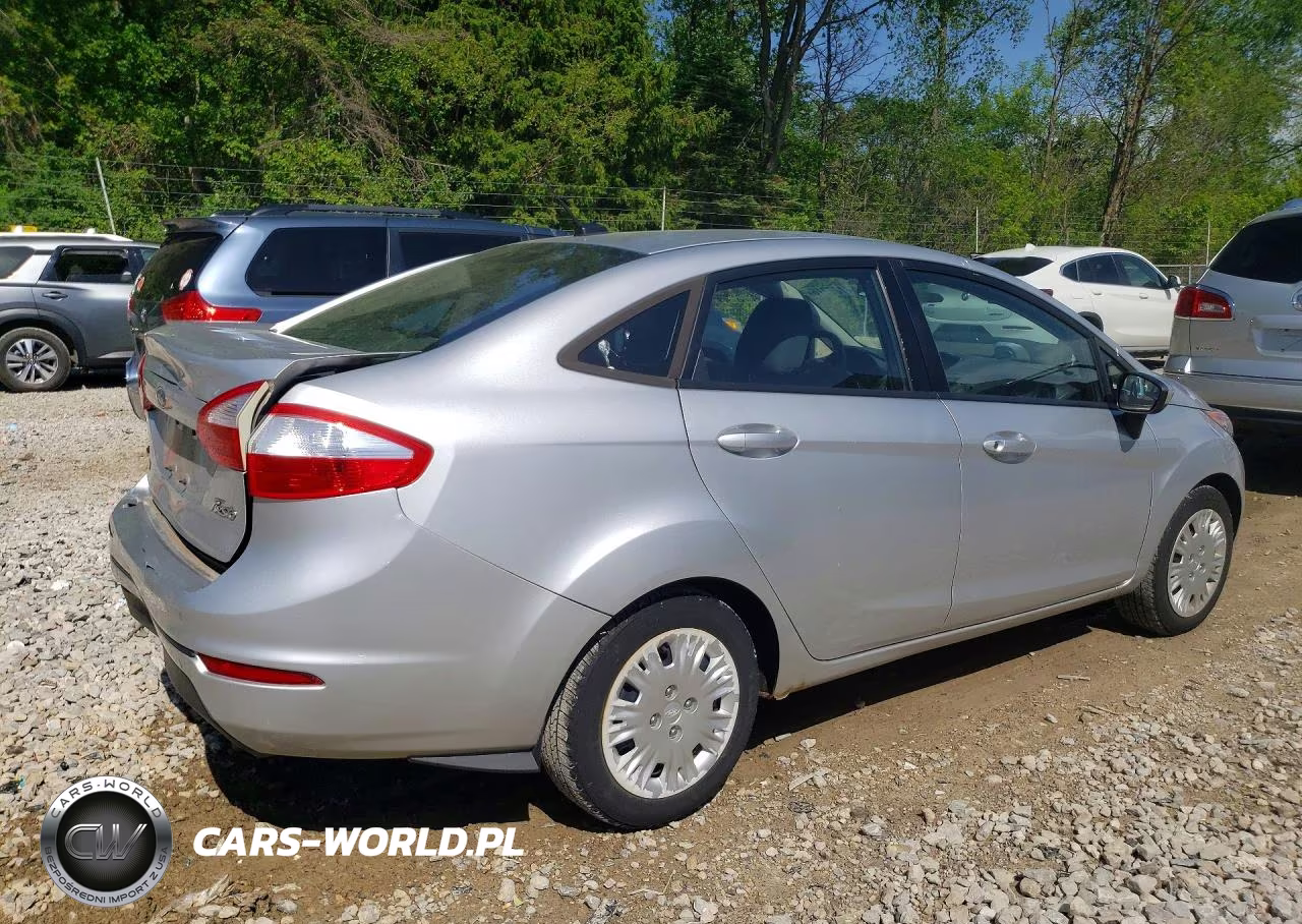 2014 Ford Fiesta S VIN:3FADP4AJ2EM131906 - 3