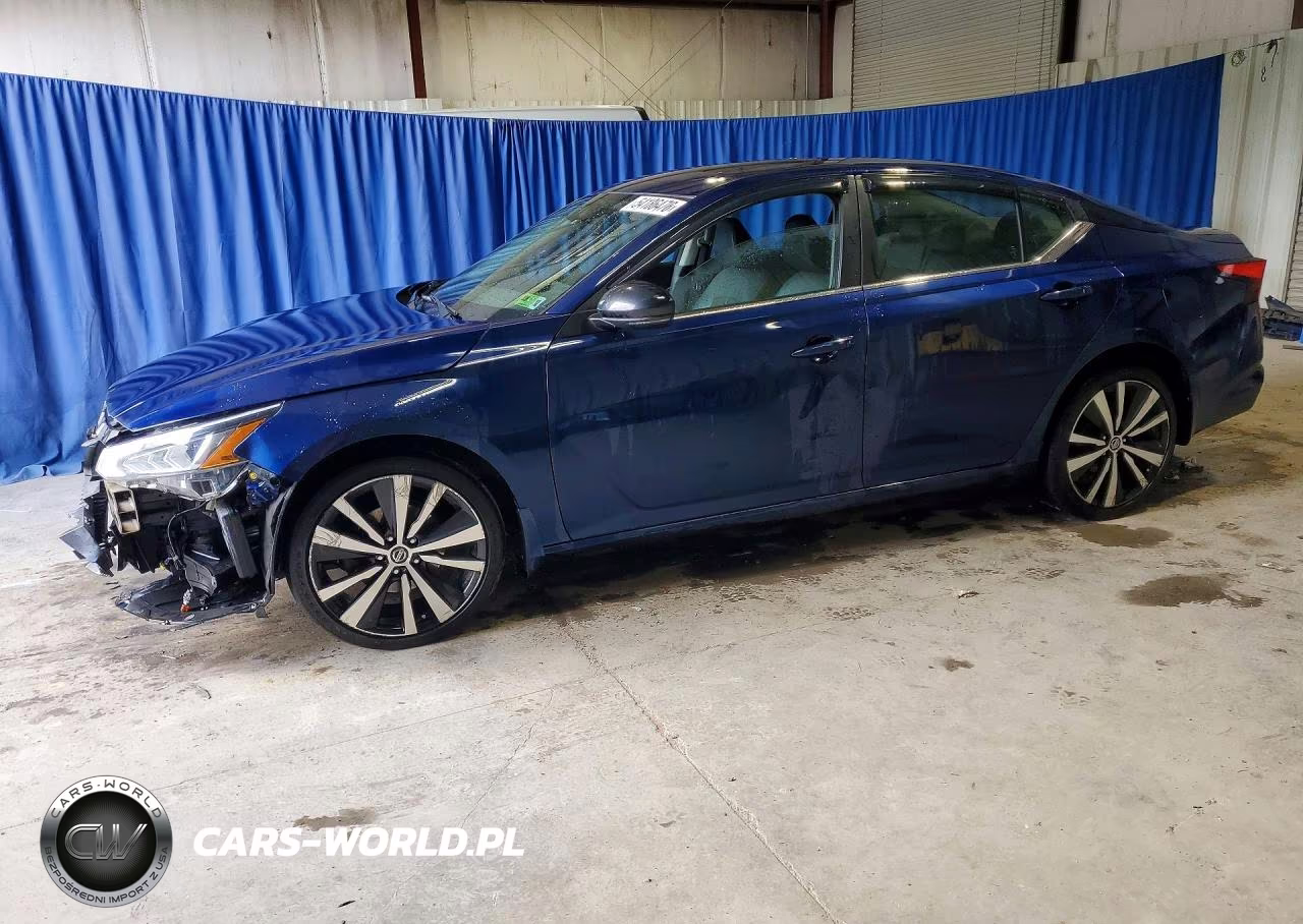 2019 Nissan Altima Sr – zdjęcie 1 z 12