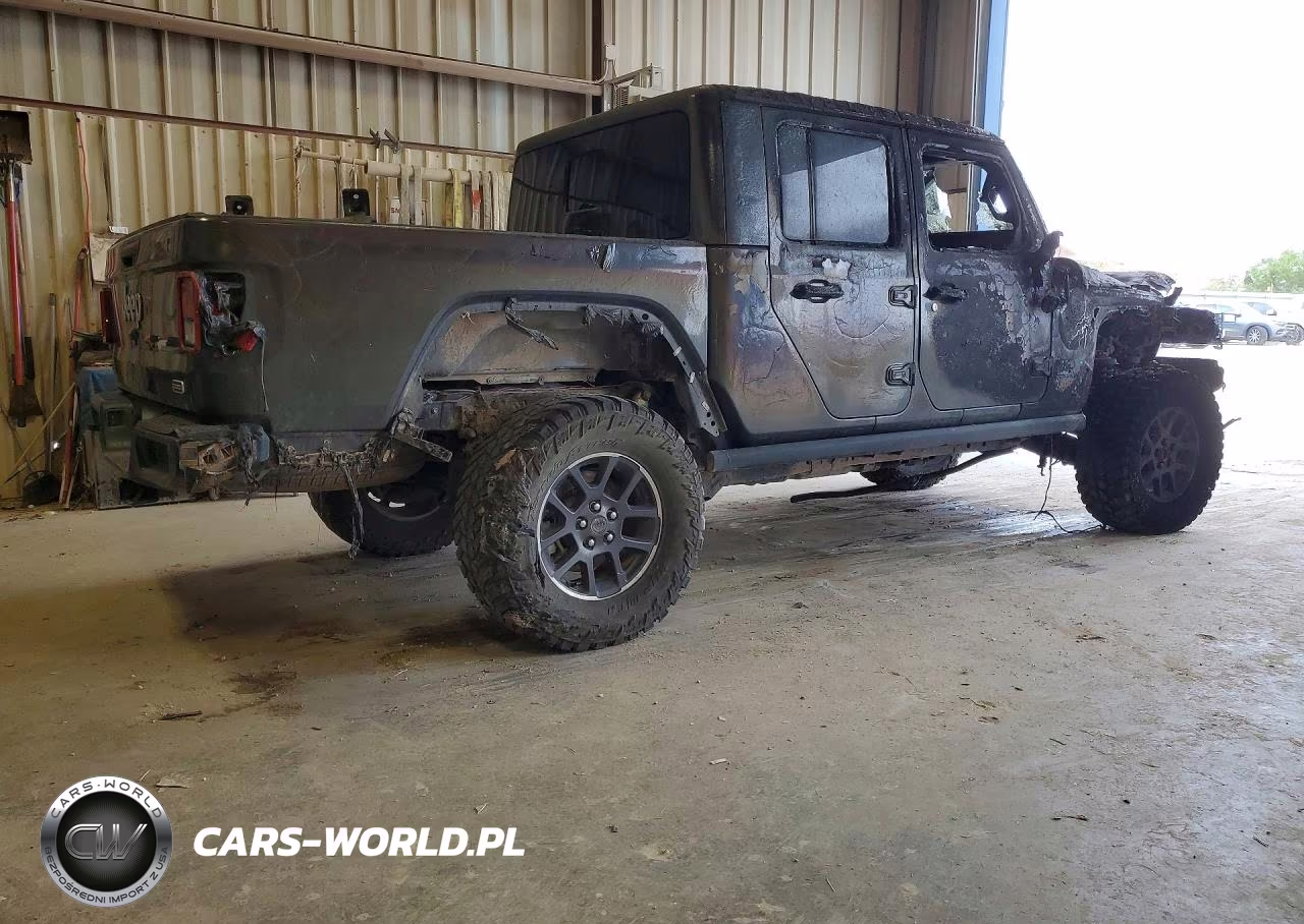 2021 Jeep Gladiator Overland VIN:1C6HJTFG1ML594258 - 3