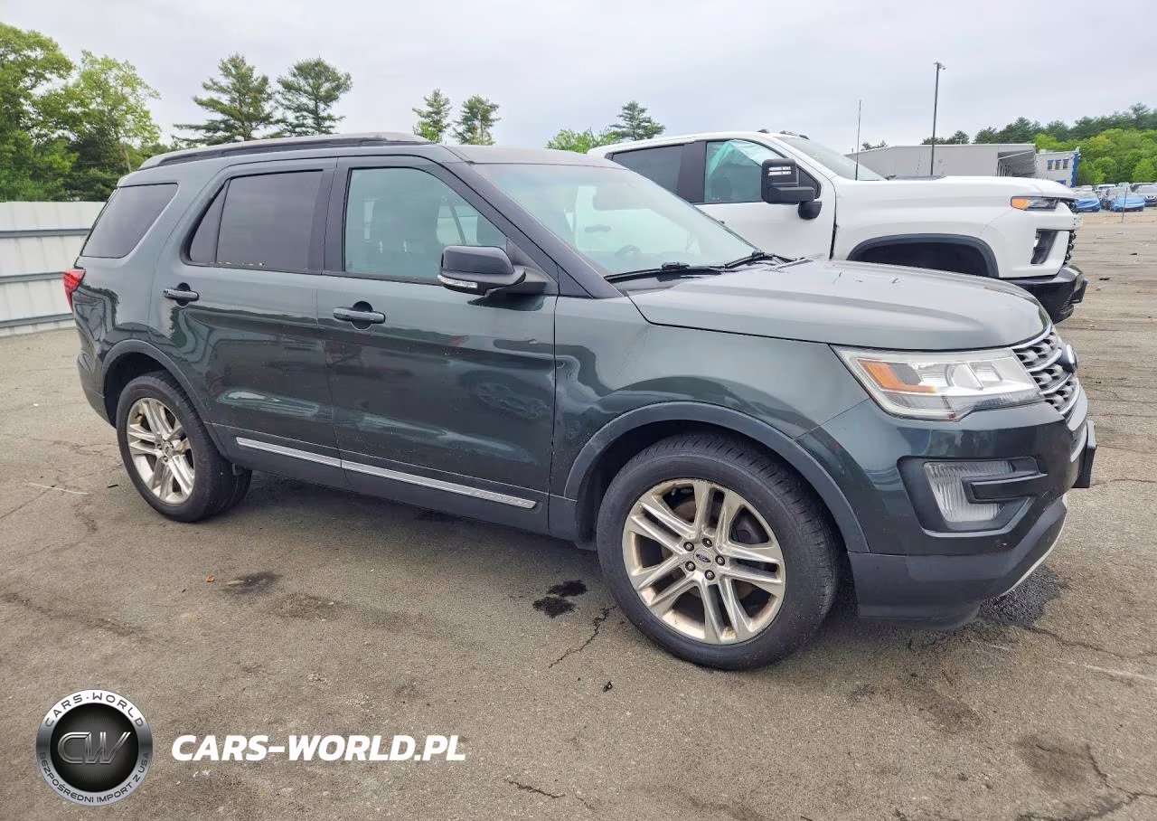 2016 Ford Explorer Xlt VIN:1FM5K8D82GGD00926 - 4