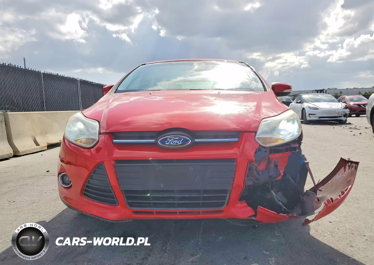 2014 Ford Focus Se VIN:1FADP3K29EL362871 - 5