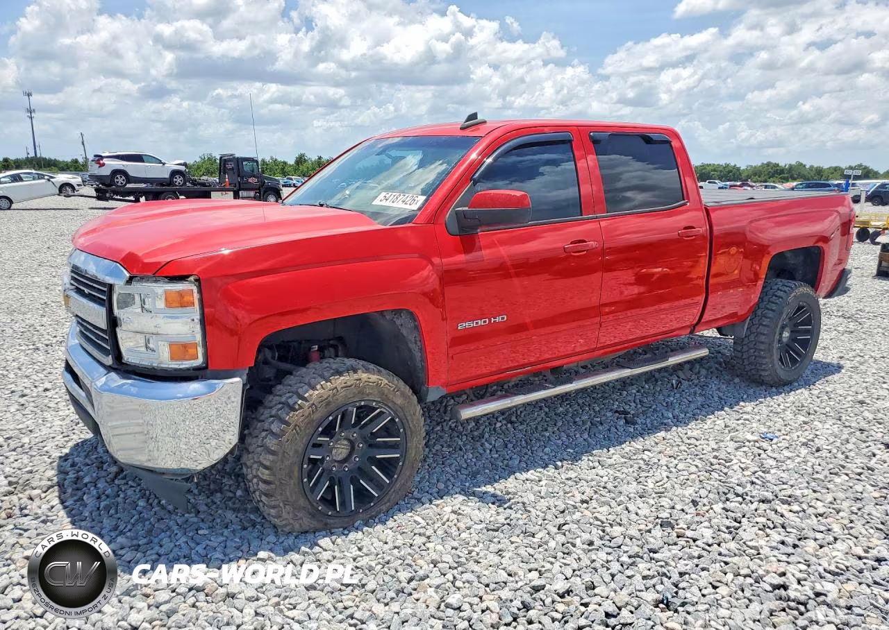 2015 Chevrolet Silverado – zdjęcie 1 z 12