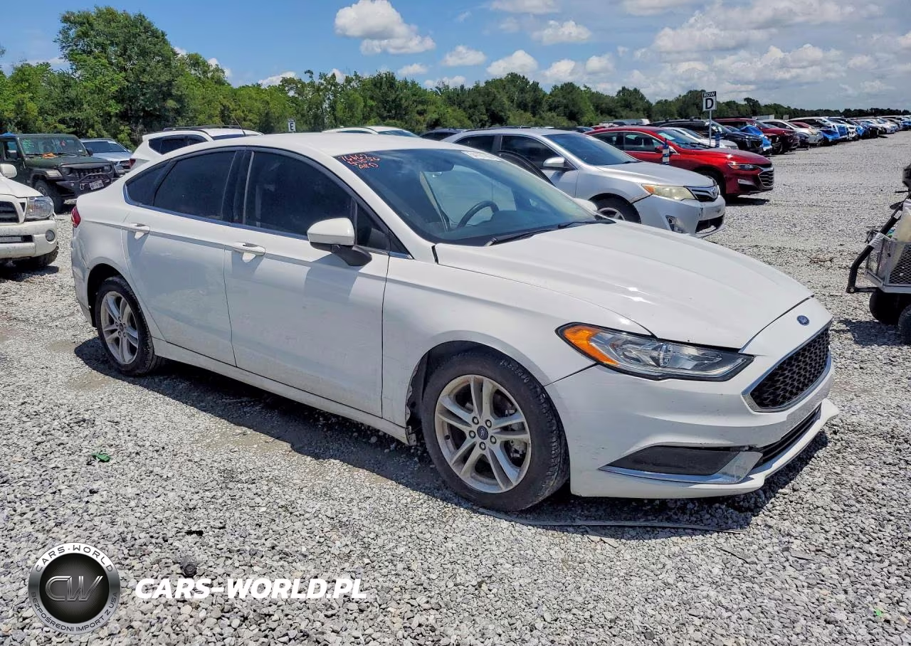 2018 Ford Fusion Se VIN:3FA6P0H72JR283564 - 4