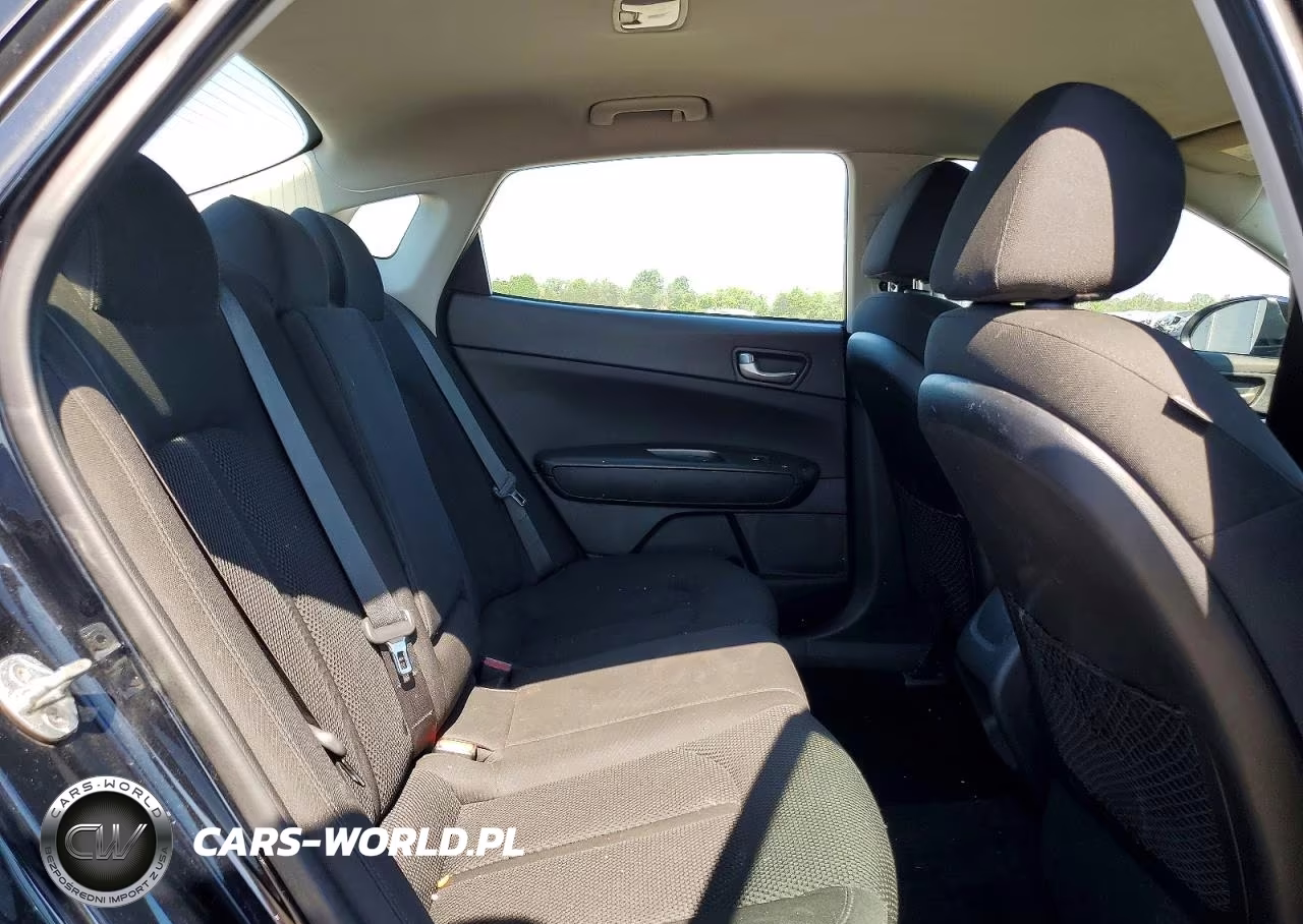 2020 Kia Optima Lx VIN:5XXGT4L39LG428011 - 10