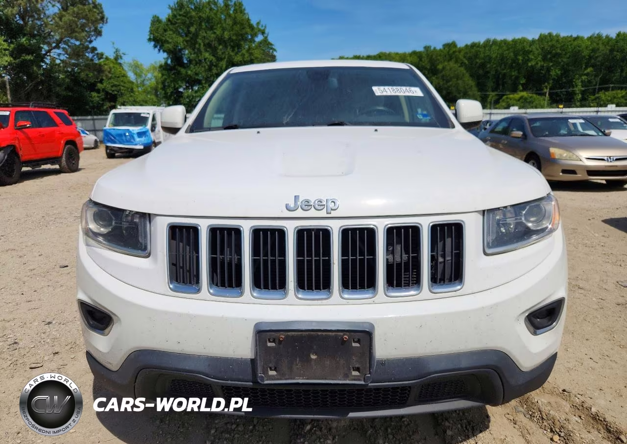 2014 Jeep Grand Cherokee Laredo VIN:1C4RJFAG7EC233589 - 5