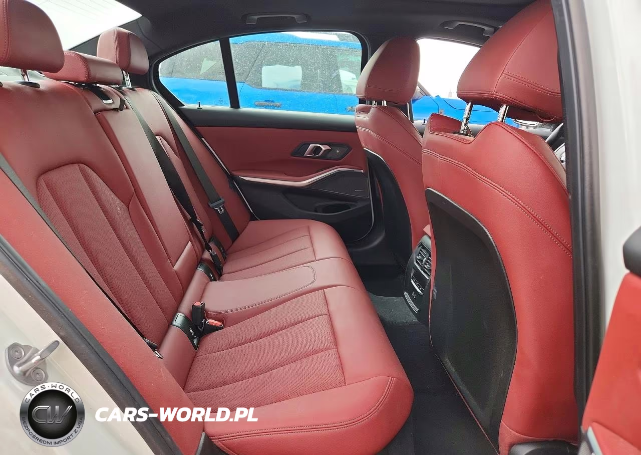 2024 BMW 330Xi VIN:3MW89FF07R8E05940 - 10