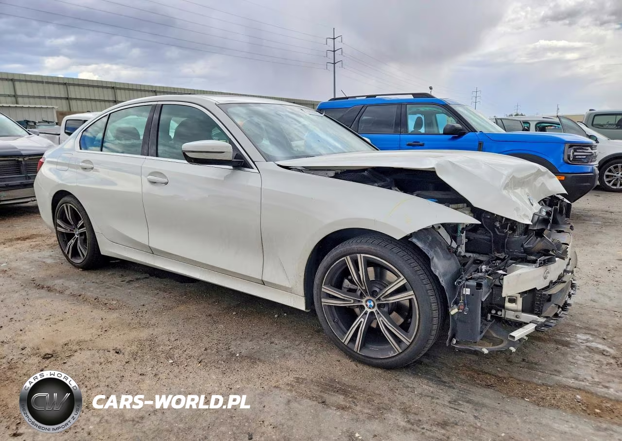 2024 BMW 330Xi VIN:3MW89FF07R8E05940 - 4