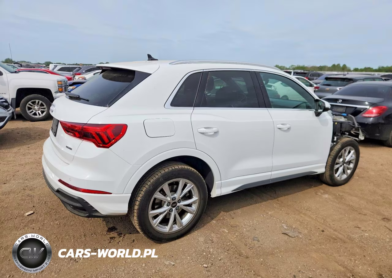 2023 Audi Q3 Premium S Line 45 VIN:WA1DECF37P1035865 - 3