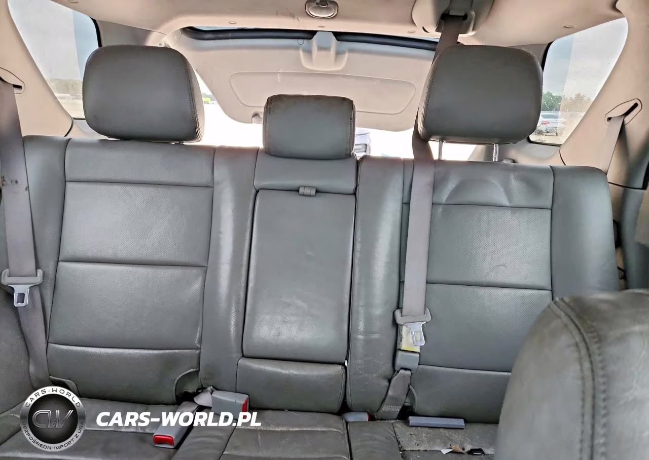 2007 Kia Sorento Base VIN:KNDJD736175707073 - 10