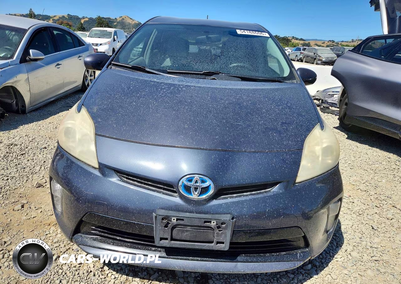 2013 Toyota Prius Two VIN:JTDKN3DUXD1659759 - 5