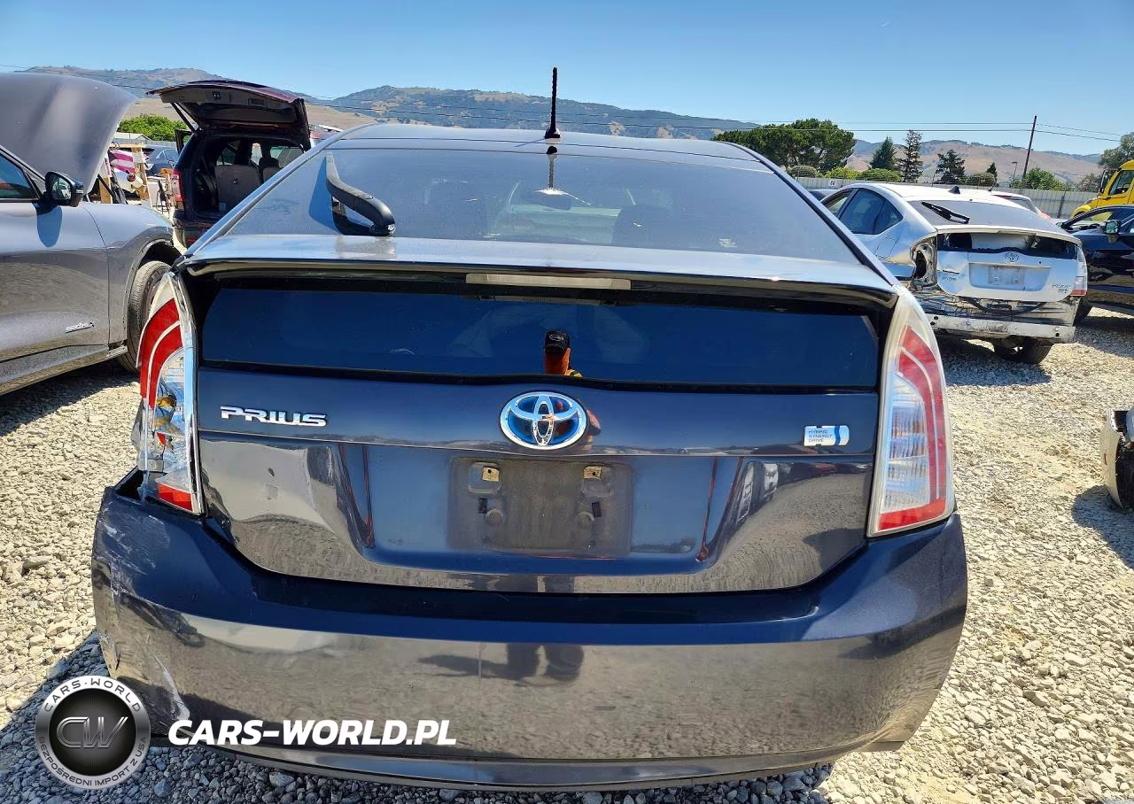 2013 Toyota Prius Two VIN:JTDKN3DUXD1659759 - 6
