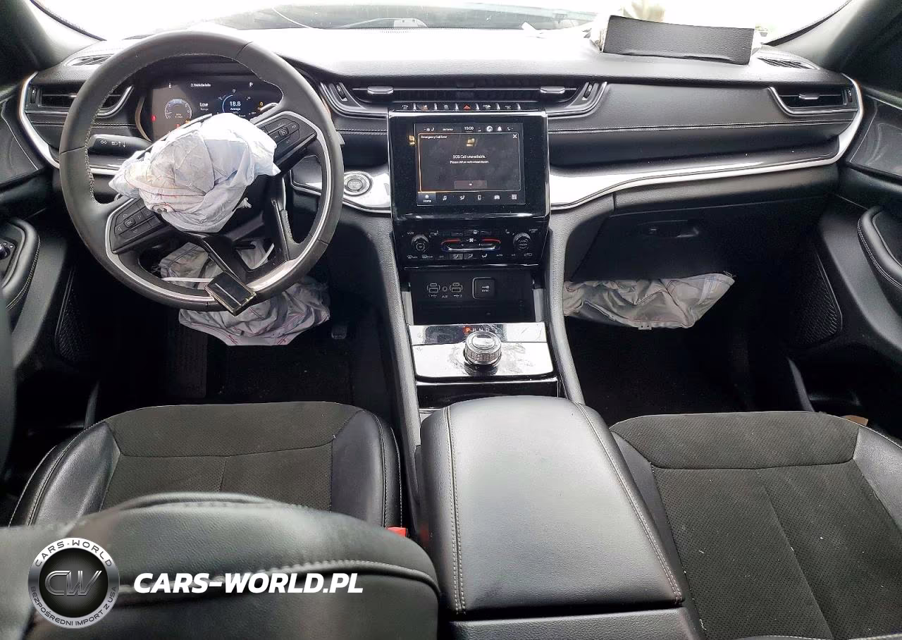 2023 Jeep Grand Cherokee Laredo VIN:1C4RJHAG0PC515801 - 8
