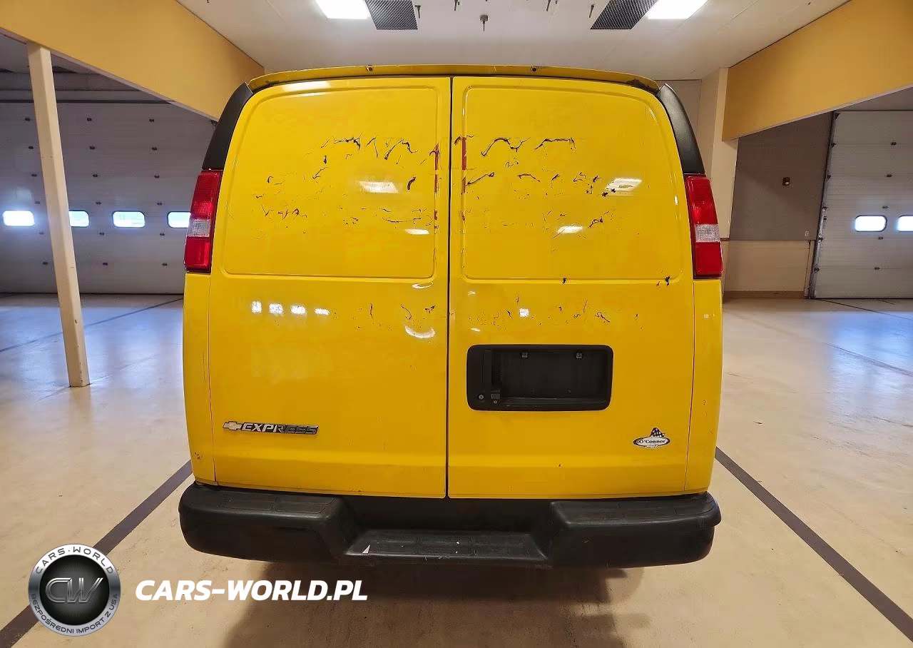 2019 Chevrolet Express G2500 VIN:1GCWGAFP9K1338946 - 6