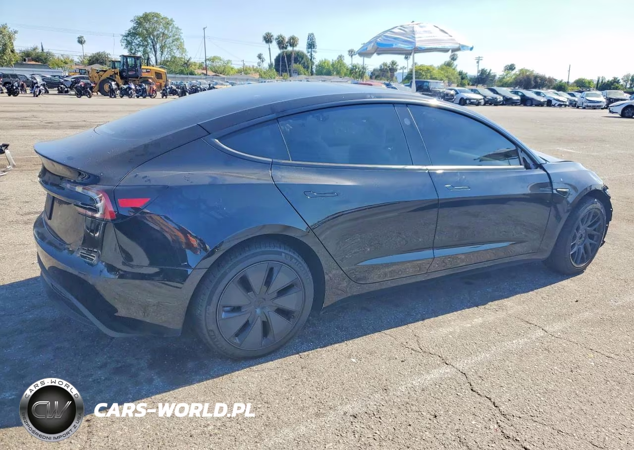 2026 Tesla Model 3 VIN:5YJ3E1EA4TF146445 - 3
