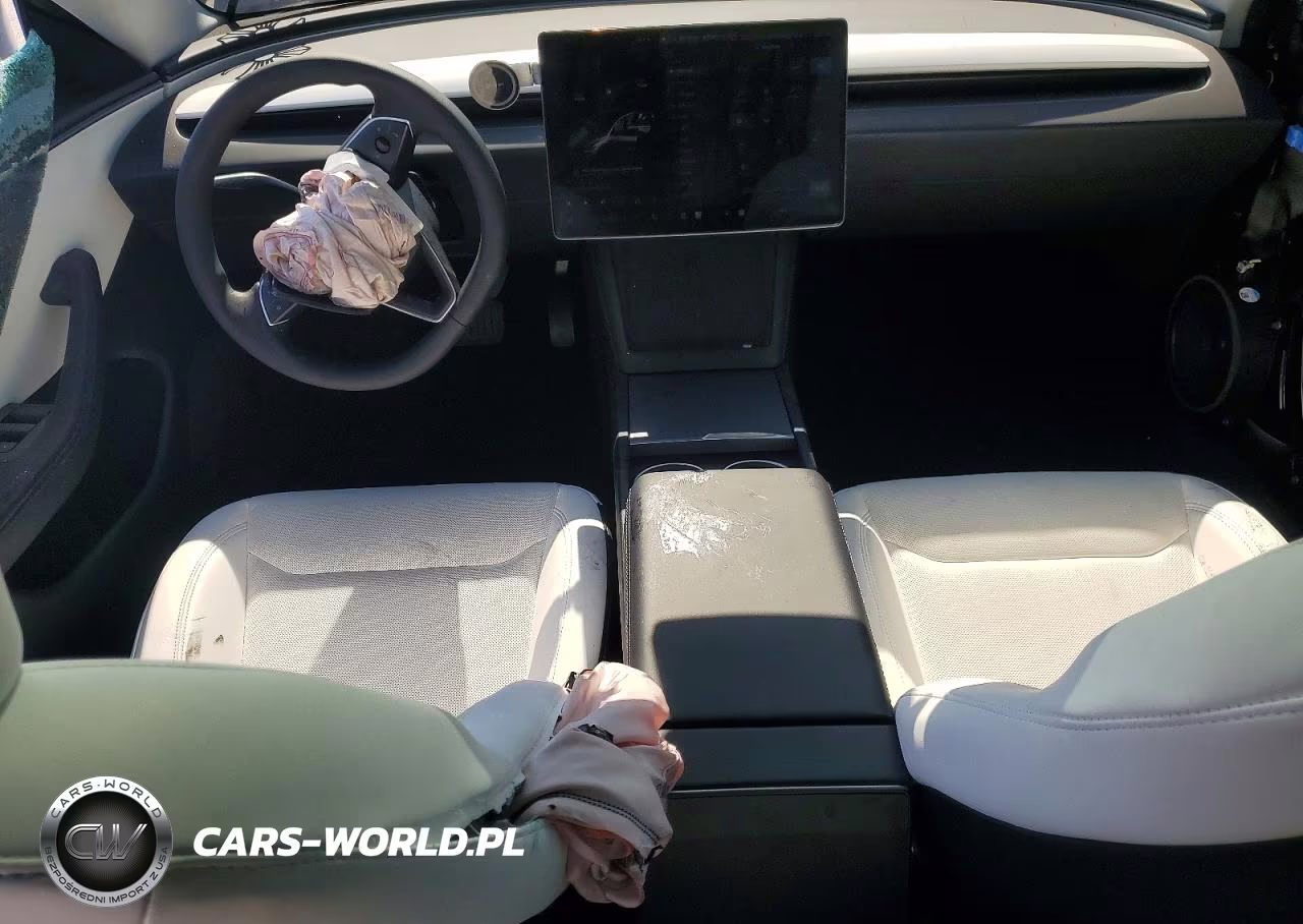 2026 Tesla Model 3 VIN:5YJ3E1EA4TF146445 - 8