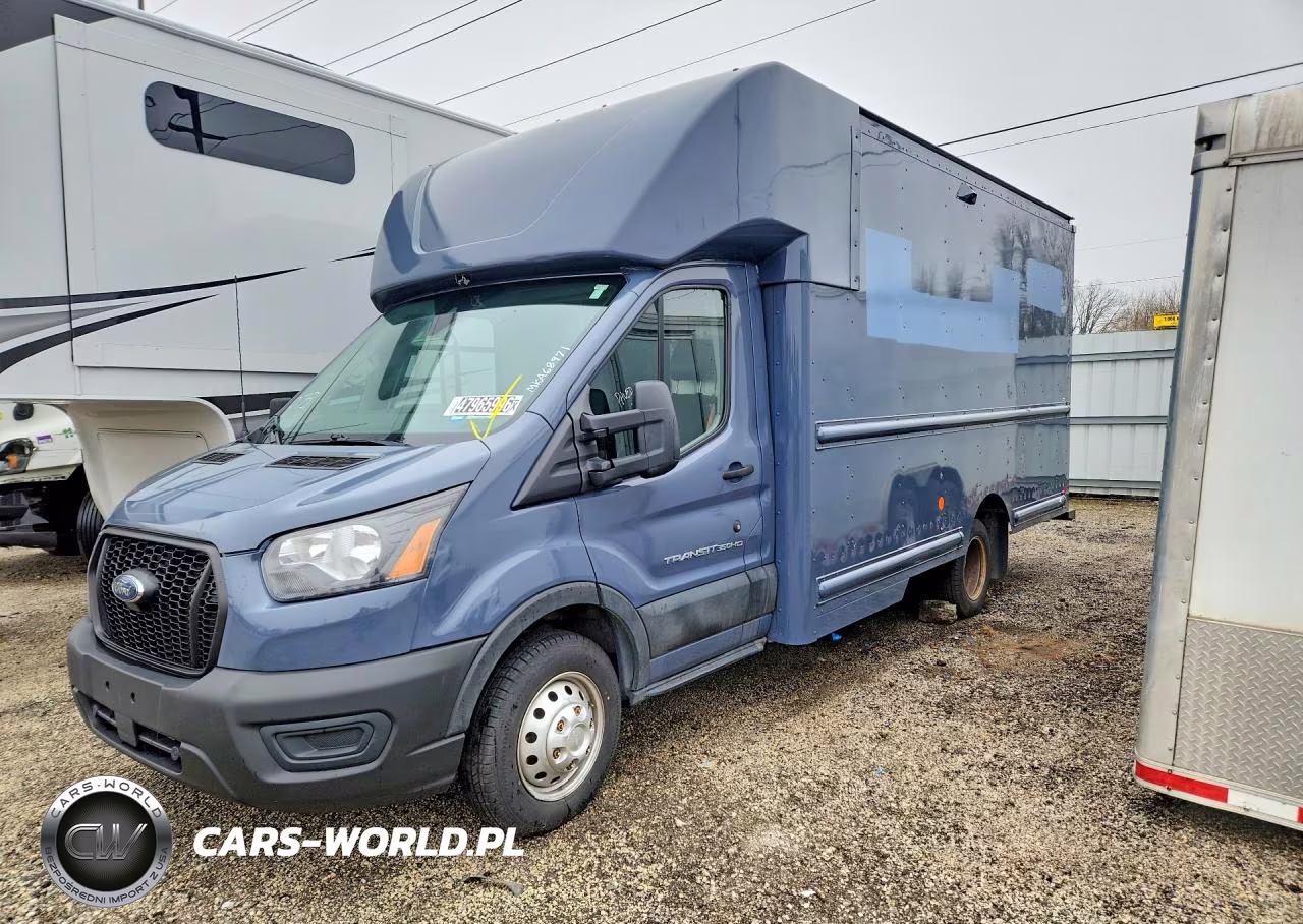 2021 Ford Transit Delivery Truck