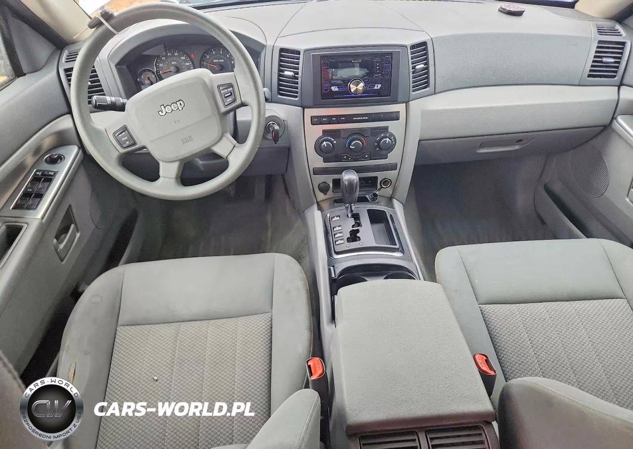 2005 Jeep Grand Cherokee Laredo VIN:1J4GS48KX5C676218 - 8