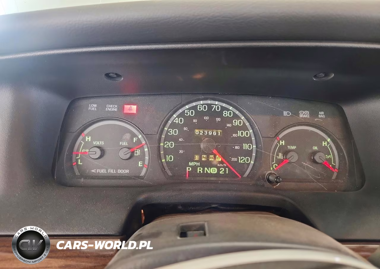 2005 Ford Crown Victoria Lx VIN:2FAFP74WX5X113031 - 9