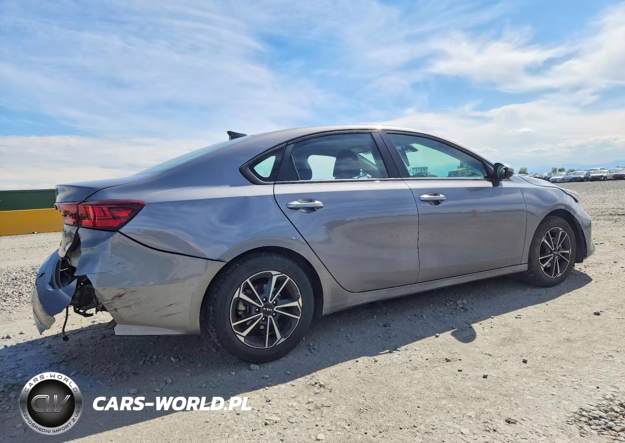 2023 Kia Forte Lxs VIN:3KPF24AD8PE665274 - 3