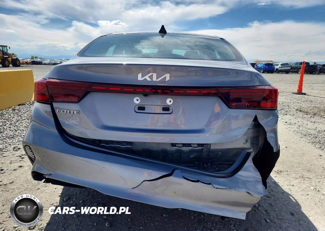 2023 Kia Forte Lxs VIN:3KPF24AD8PE665274 - 6
